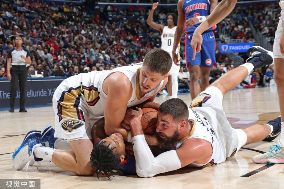 [圖]NBA常規(guī)賽-鵜鶘125-116活塞 CJ33分4板5助