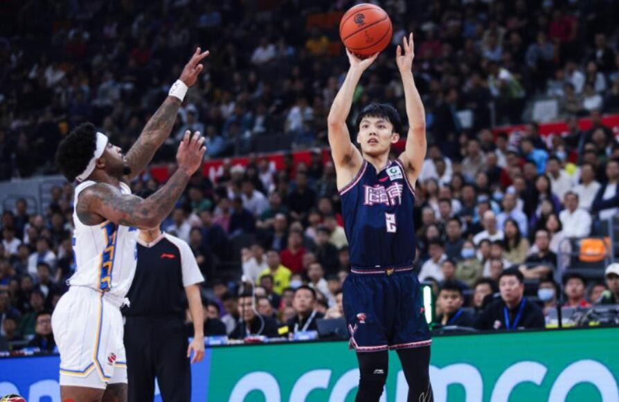 CBA综合  广东再克北京迎九连胜