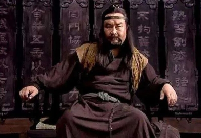 只要内心强大 有所期盼 你我皆可笑傲江湖